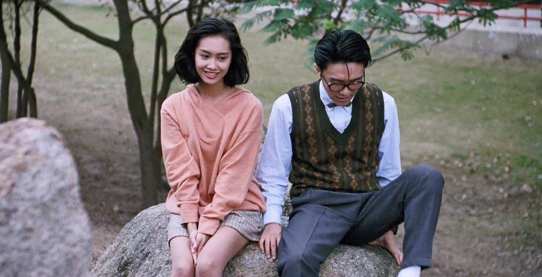 朱茵穿丁字泳衣,身材火辣,曝周星驰不结婚原因_黄贯中_香港_离开