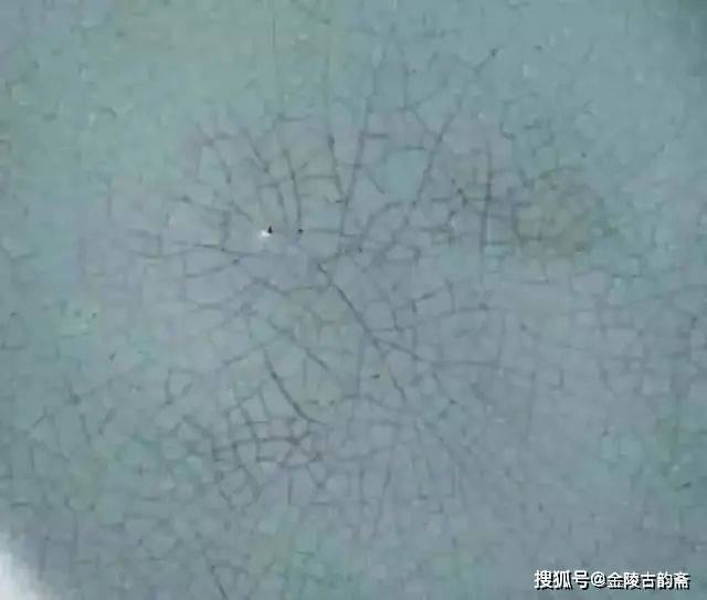 最全的瓷器开片特征!鉴定从此不求人_裂纹_釉面_艺术