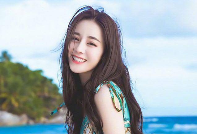 男人最想娶的4位女明星:热巴上榜,赵丽颖上榜,第一是娶不到了_女人