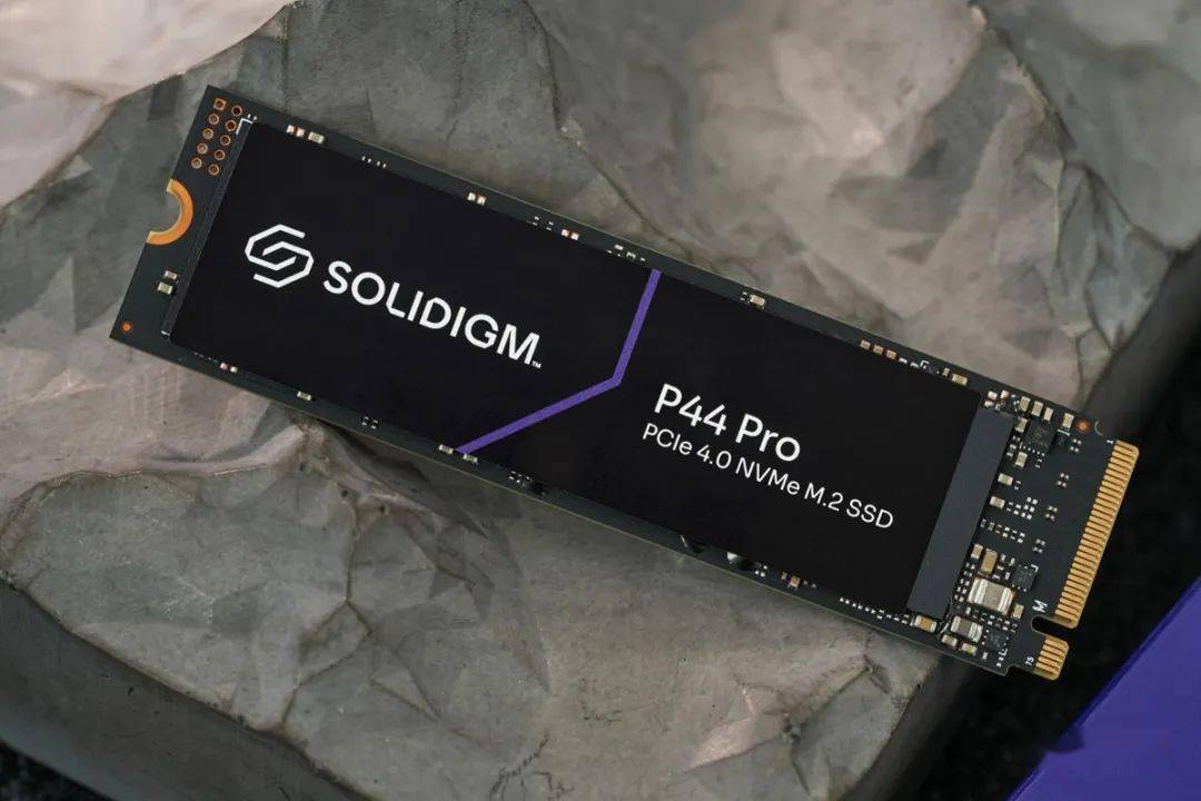 Solidigm P44 Pro M.2 SSD评测：全套原厂方案，性能高效且稳定