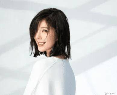 赵奕欢整容后现状_赵奕欢青春期发型_赵奕欢早期作品评价