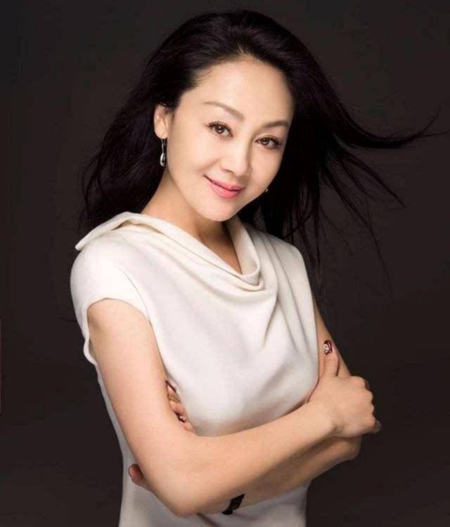 可怜的王姬:成最佳女主角却丢了儿子的健康,轻信闺蜜被骗600万_生活_