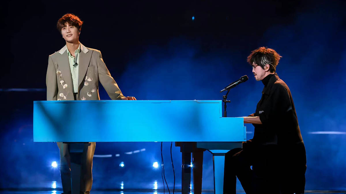 我们的歌4:第二轮团战又是平局,周传雄磕cp磕到笑场,黄霄云回应假唱