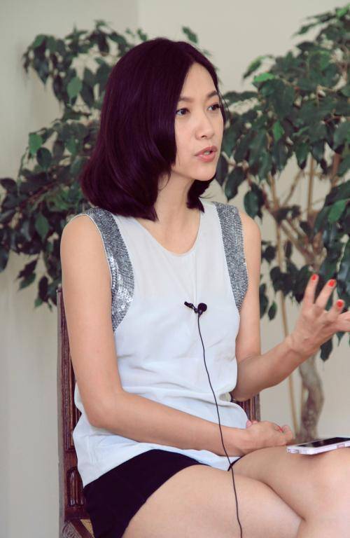 "京圈才女"徐静蕾是否会因口无遮拦,而步后尘,你不知道的大瓜_王朔