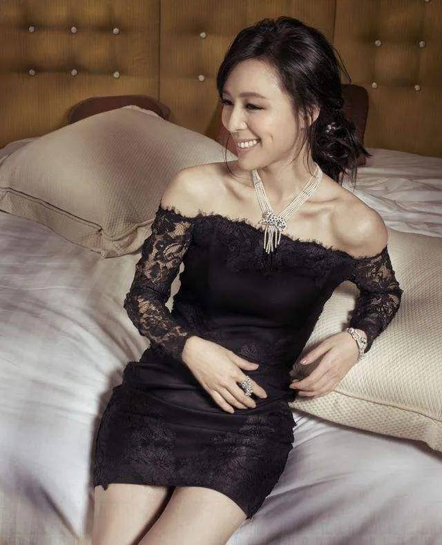 张静初:和顾长卫眉目传情,被蒋雯丽当众扇耳光,如今无人敢用她_电影