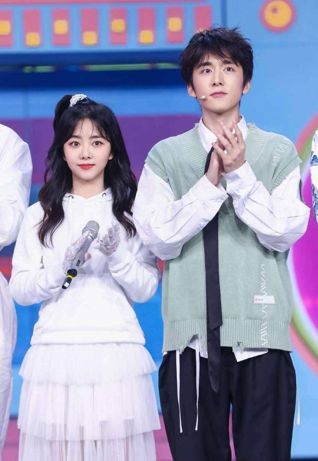 《快乐大本营》张新成,谭松韵竟如此优秀!_节目_表情_嘉宾