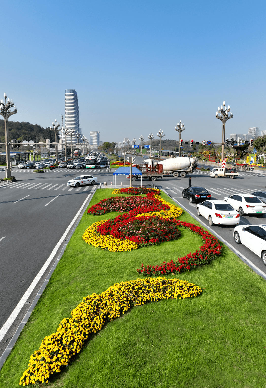 光谷这些道路改造后太美了