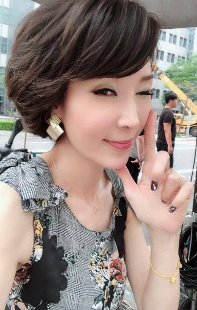 焦恩俊_fendi_女儿