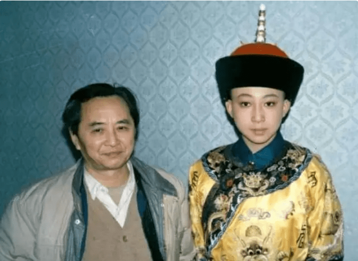 因《红楼梦》出道,与孙红雷成挚友,与罗晋合作《天下长河》走红_苏可