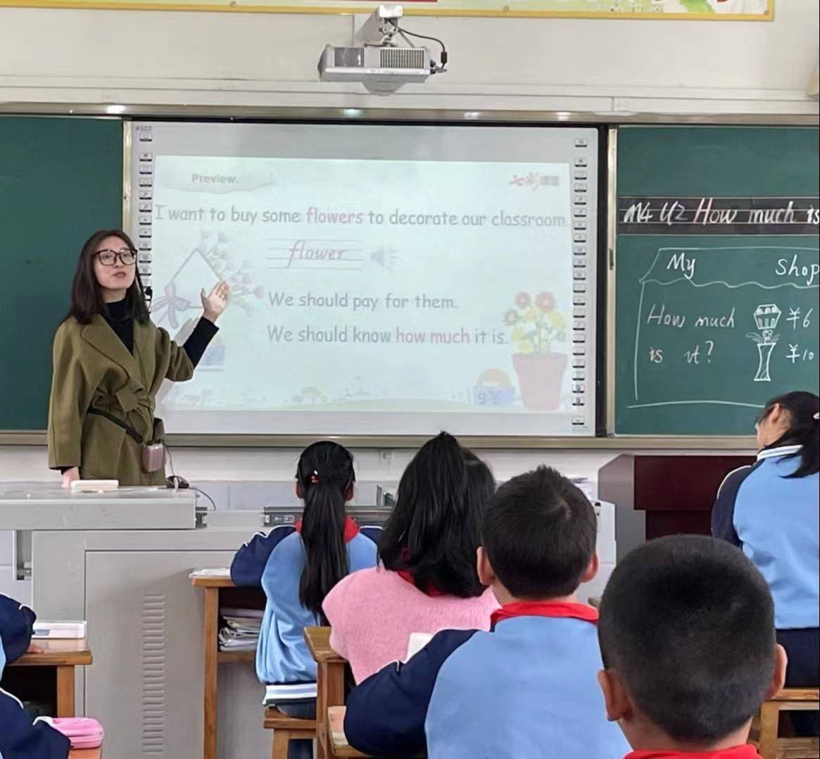 眉山市东坡区晋凤小学"真美教师"郭婷婷:师者如光以致远,丹心热血沃新