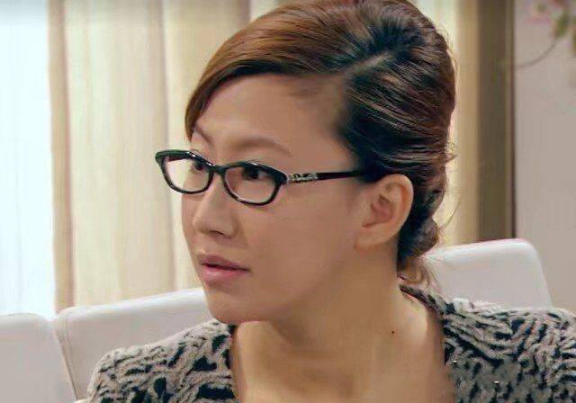 第三个就是上官楚倩了,上官楚倩是胡一菲学校的女老师,内心是非常喜欢