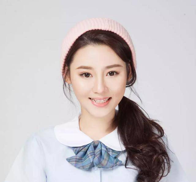 希望艺人们都能洁身自爱,做个德艺双馨的好艺人