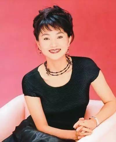 的病症引发的癌症去世的,除了这些明星之外,还有因胃癌去世的吴丹佳佳