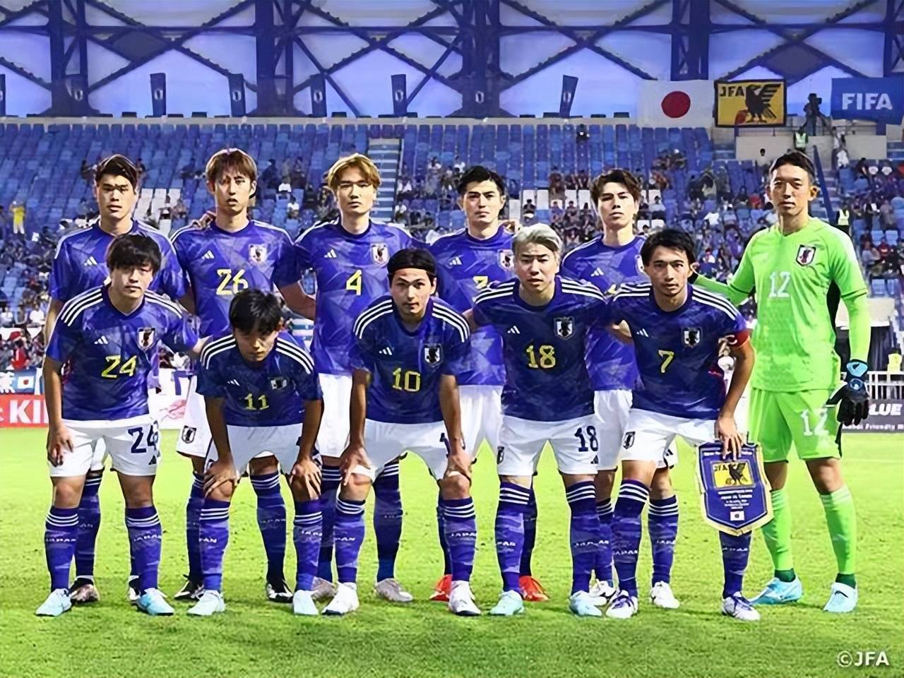 日本队全家福出炉!