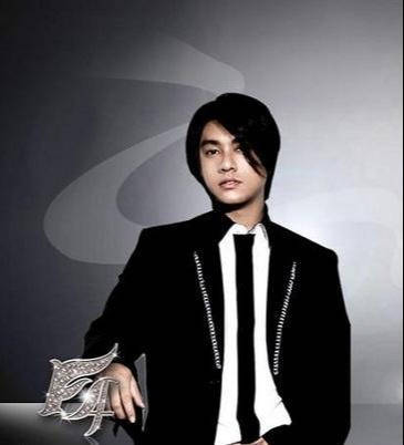 当红时提出解散,婚礼无人参加,f4朱孝天如今为何"销声匿迹"?