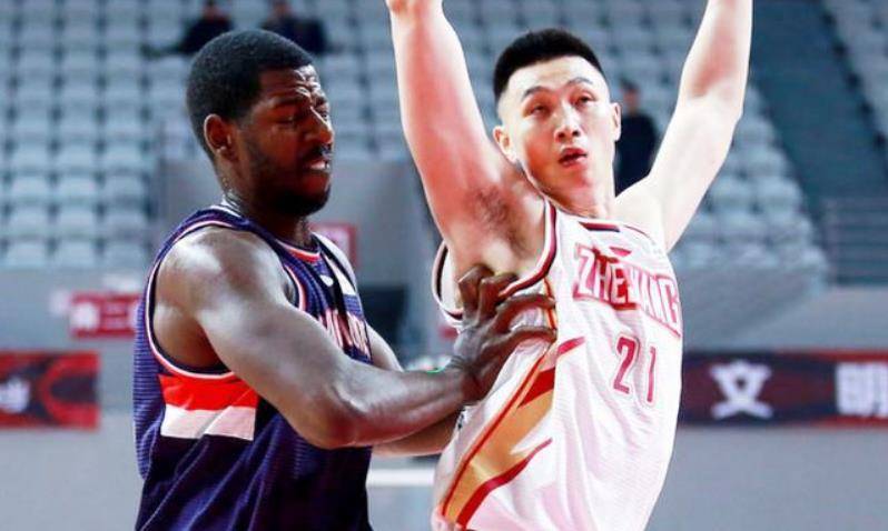 易建联539场比赛仅一次技犯,就犯在他身上_朱旭航_联赛_本赛季