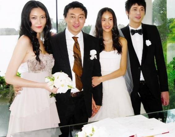 22岁嫁华谊老总,最后还是栽到了摄影师手里_秦舒培_赵磊_豪门