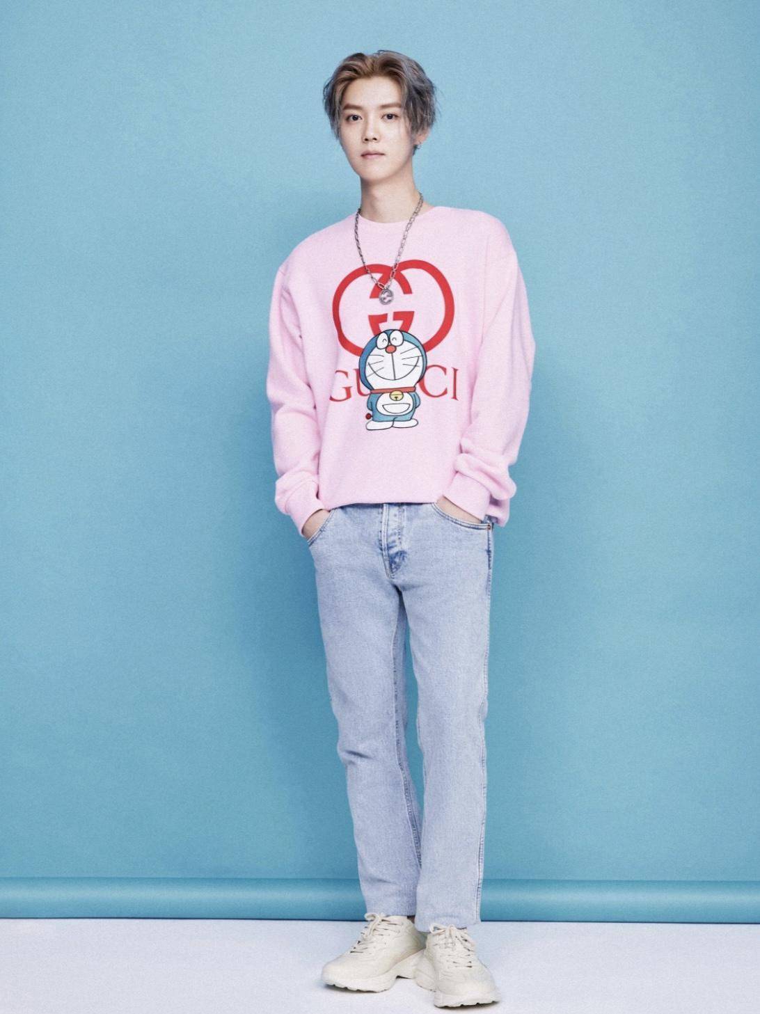 鹿晗倪妮李宇春同品牌亮相,穿哆啦a梦联名款,谁的造型更抢眼?