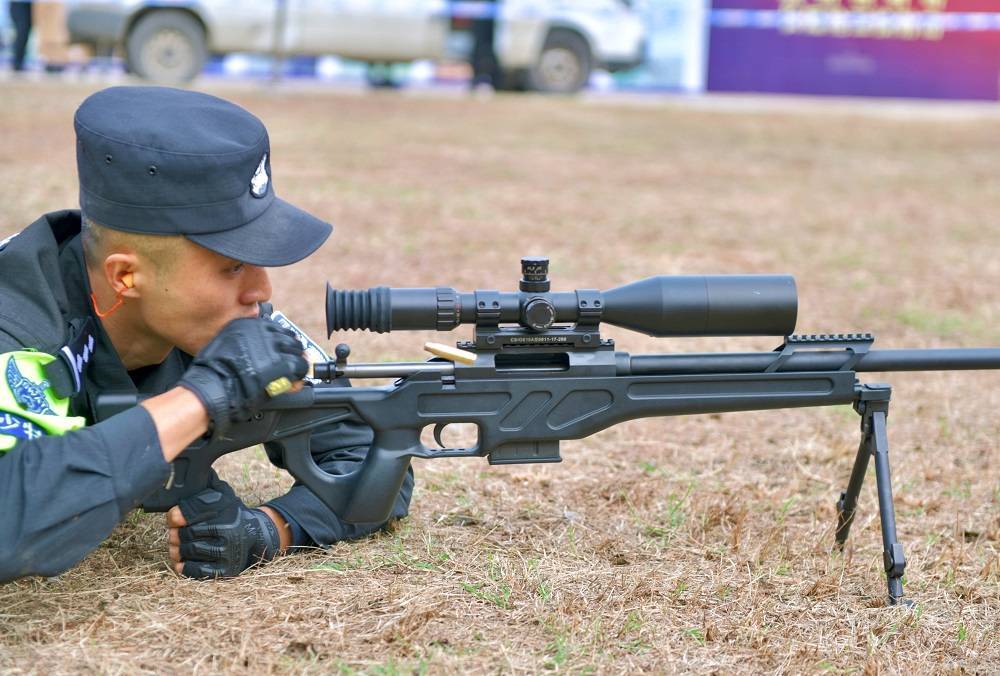 帅气特警拿枪图片大全图片