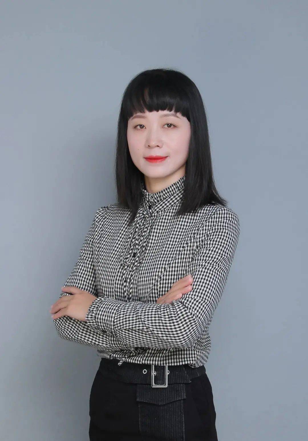 【家庭教育微课堂⑨】如何开展亲子阅读_安宁市_树妮_小学