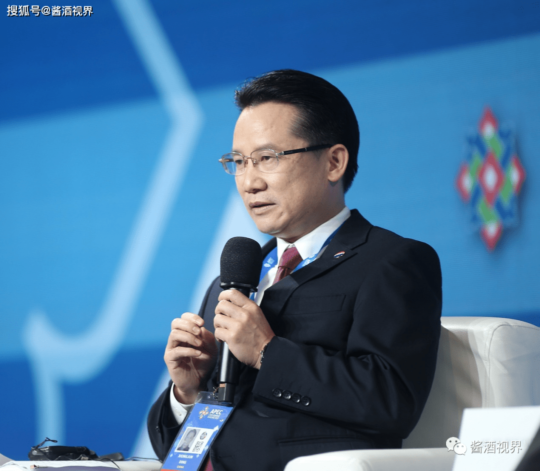 丁雄军apec峰会呼吁:共创良好亚太营商环境02据郎酒销售公司副总经理