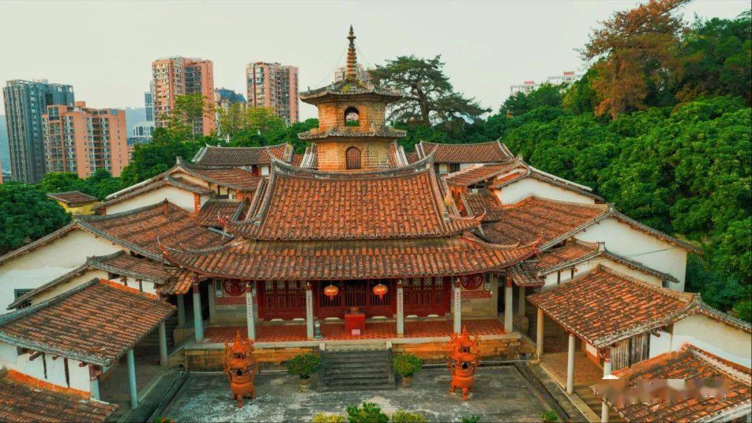 莆田唯一的寺中塔,古塔藏于闹市中!_报恩寺_东山_禁毒