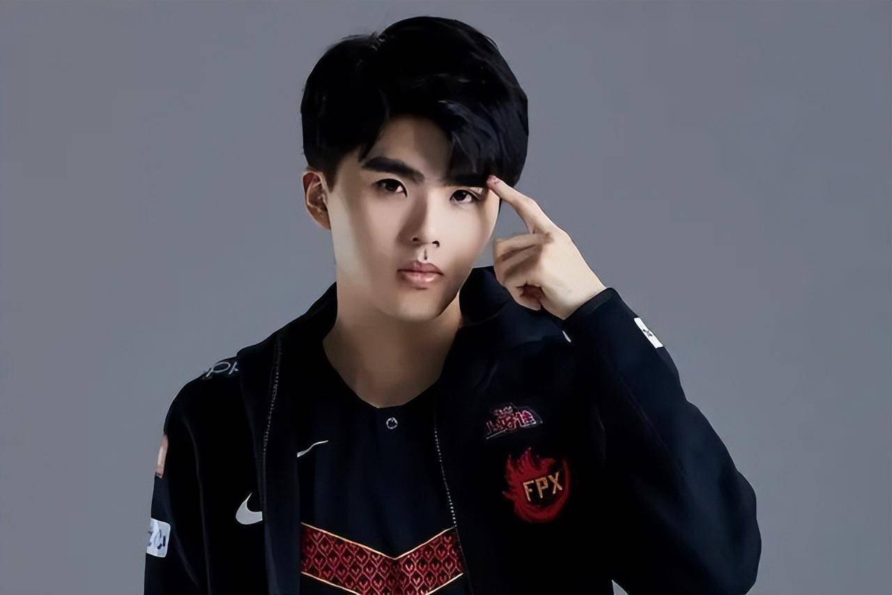 fpx派lwx去打nest,引发网友众怒?粉丝直言希望fpx解散_lwx_比赛_队伍