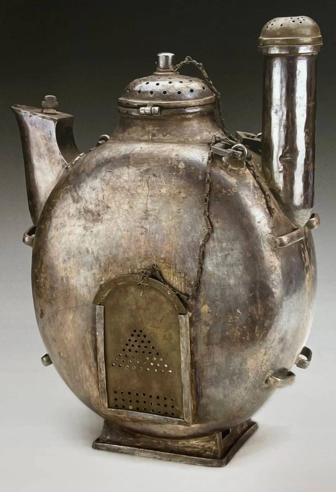 火锅都知道 你见过火壶吗?_圆形_小雪_提梁