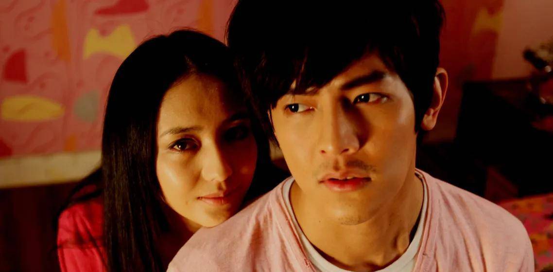 盘点娱乐圈那些"他们居然在一起过"的前任们_章子怡_汪东城_感情