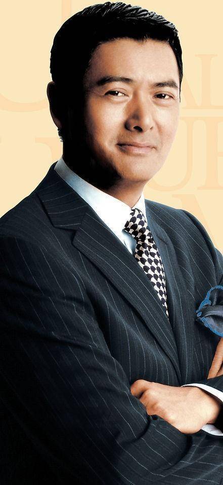 经历数十年拍戏的周润发拿下了博士学位_成龙_郑少秋_吴孟达