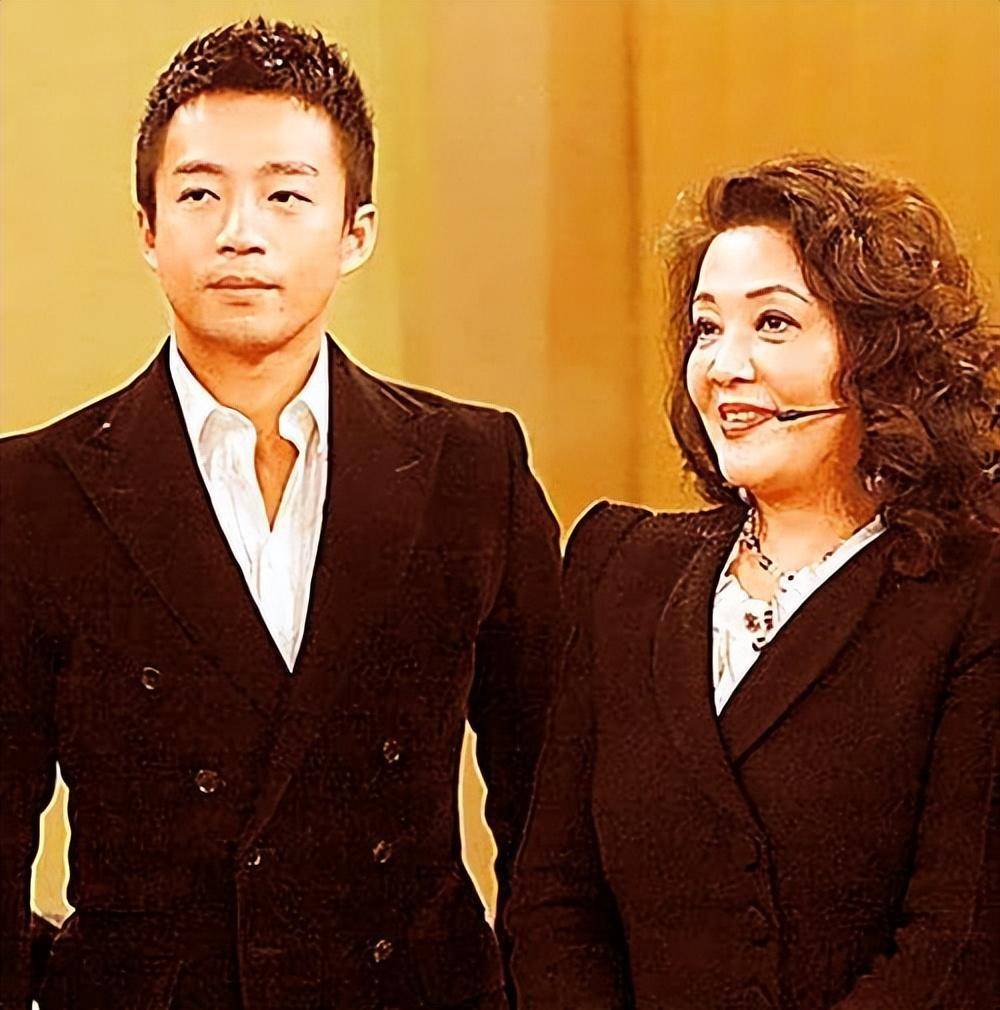 传奇张兰离婚35年：爱上摄影家，弟弟惨死，前夫单身有泪_汪则翰_儿子_母亲