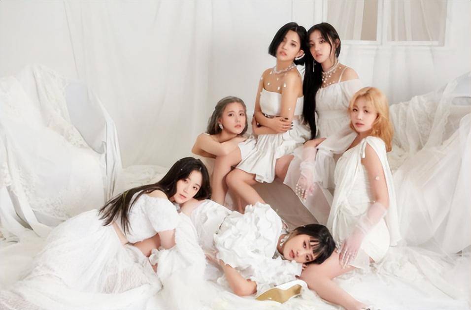 "初生牛犊"宋雨琦:狠砸杨颖八千万脸,遭前辈韩红训斥被说热搜_节目