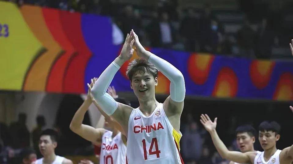 福建王哲林:邻家男孩终于浴火重生!