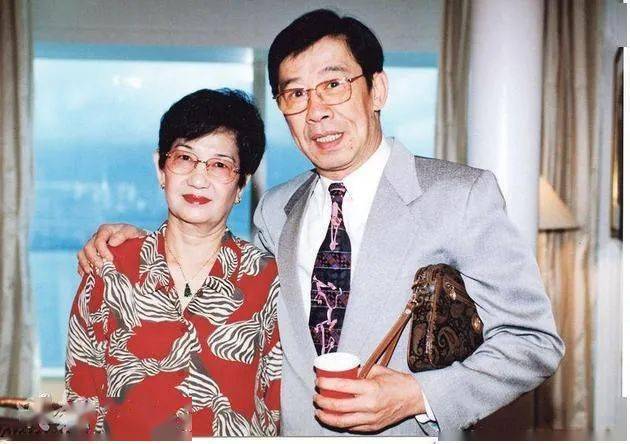 香港演员胡枫的老婆图片