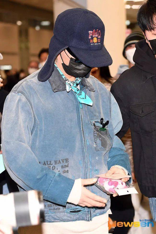 最新权志龙结束海外行程,已回韩国!_仁川_机场