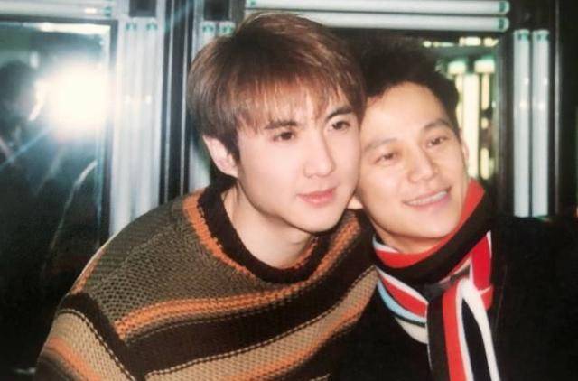 年轻时的沈腾,年轻时的于谦,网友:别提了都是泪_张云雷_时候_感觉