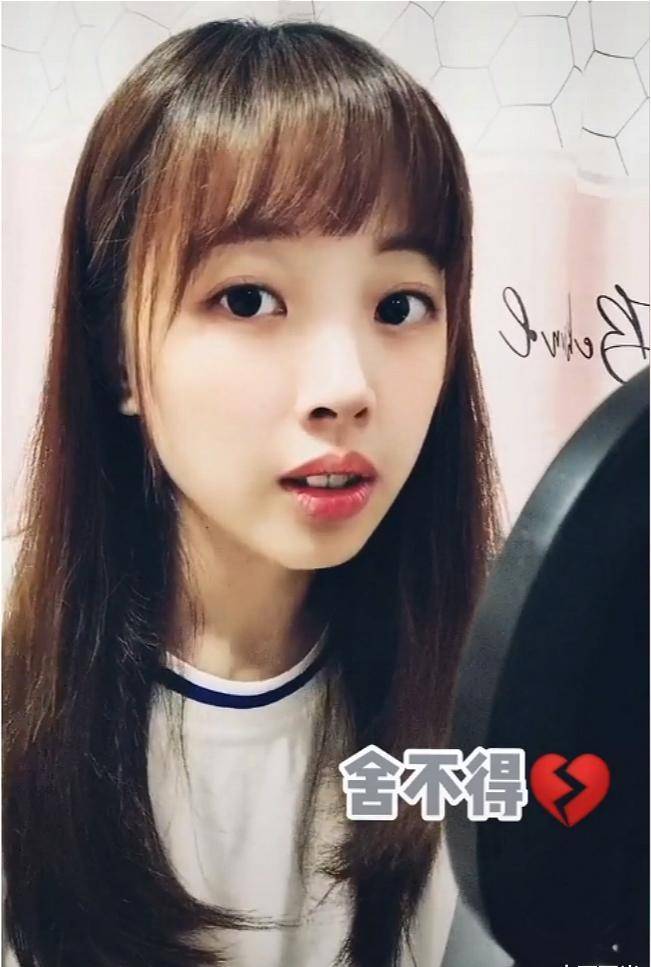 崩牙驹女儿开通社交账号,这长相,一看就是干大事的人_尹倩仪_澳门