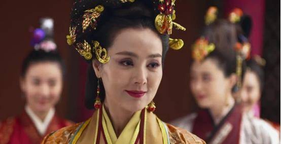 真是精于算计的一个人,她的一生都奉献给了楚国,都作为楚威王的正妻