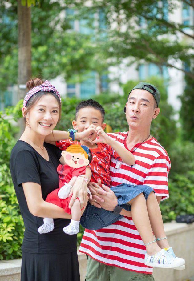 陈小春鸿星尔克时隔20年后再聚首,将合作拍摄国风大片_身份_职责_时刻