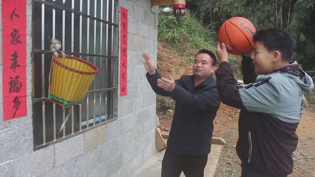 环江这乡镇老师送教上门,一场温暖的教育奔赴_东兴镇_教学_广西