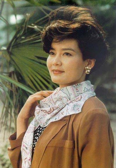 皈依佛门的潘虹,忍受35年单身生活,离婚背后有何隐情?_家山_内心_婚姻