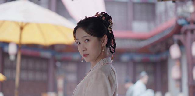 从这一点来看,安希远真是足智多谋.四少尹俊能娶到这么优秀的老婆.