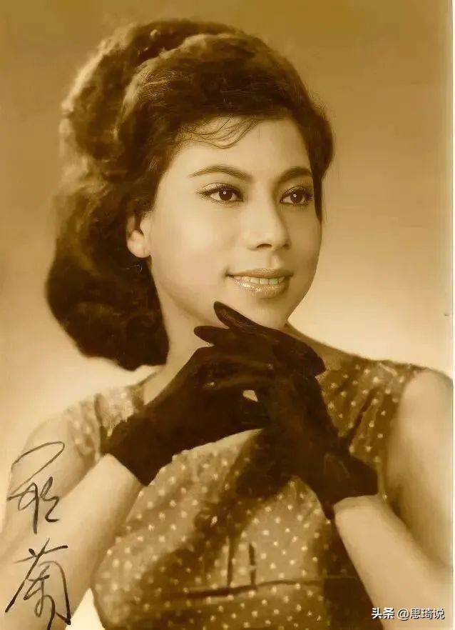 吕咏荷_罗兰_香港