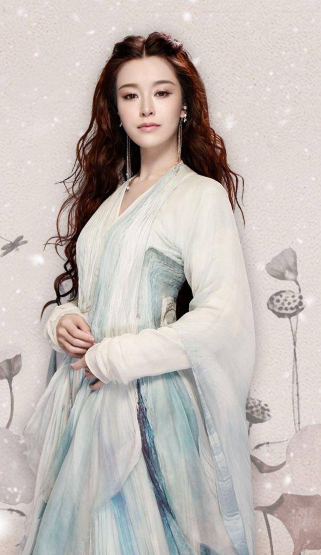 文咏珊解雇10年助手,嫁富三代过豪门生活,出演赵敏900万_吴启楠_工作