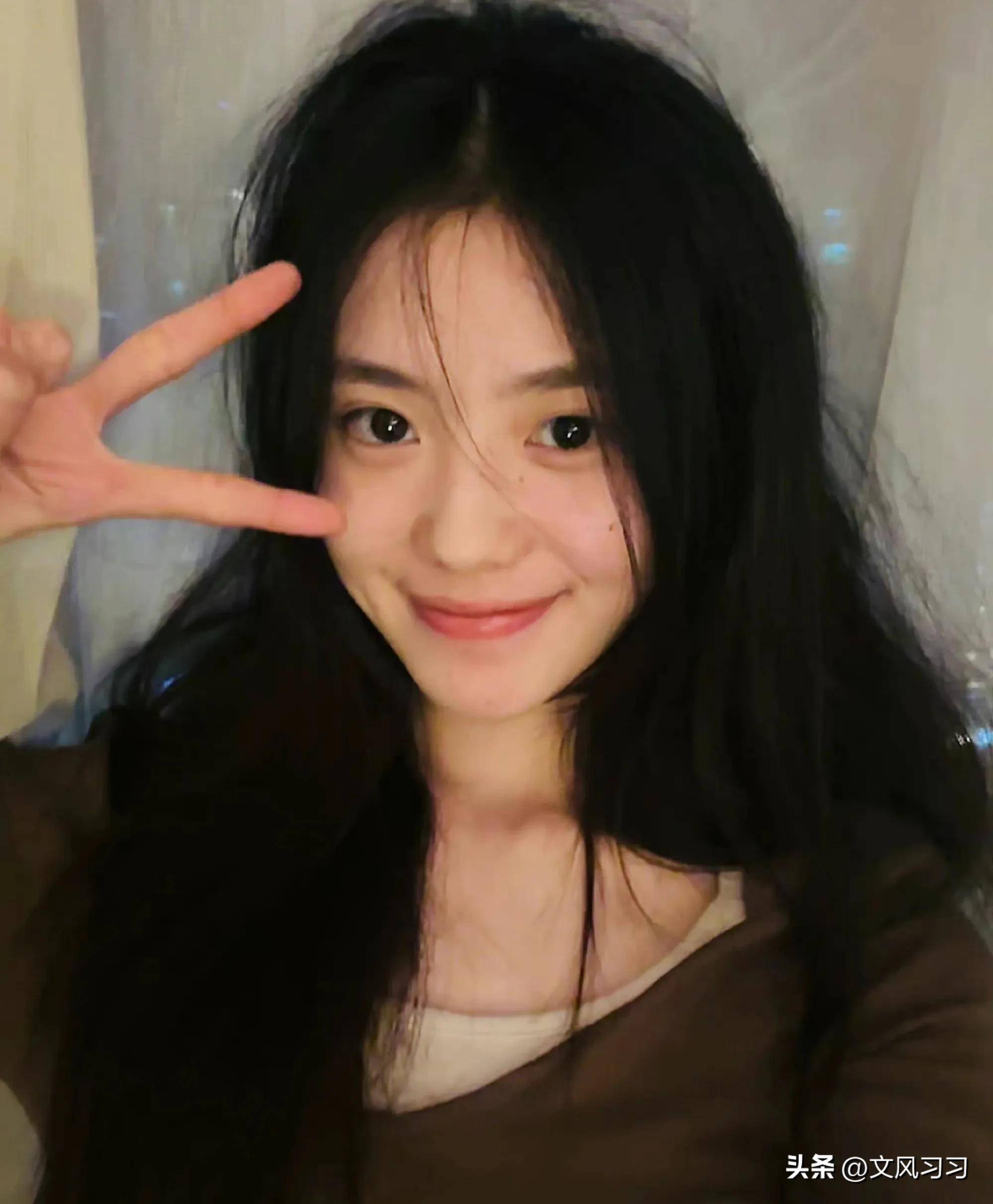 00后小花大pk:张子枫仍然一骑绝尘,赵今麦风头正劲_演技_任敏_林妙妙