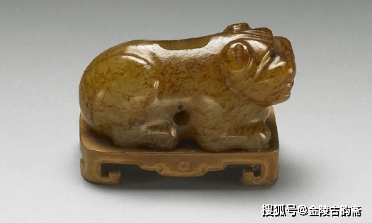 博物馆里的虎形古玉鉴赏_老虎_虎头_石家河