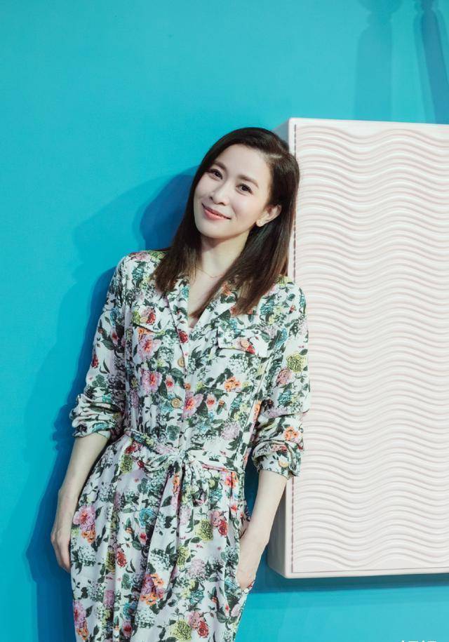 45岁佘诗曼近照太瘦了,减肥最大秘诀曝光:吃6种"刮油食物"_身材_方法