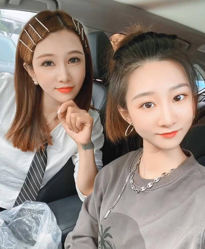 庞涛很重视自己的身材和肌肤管理.