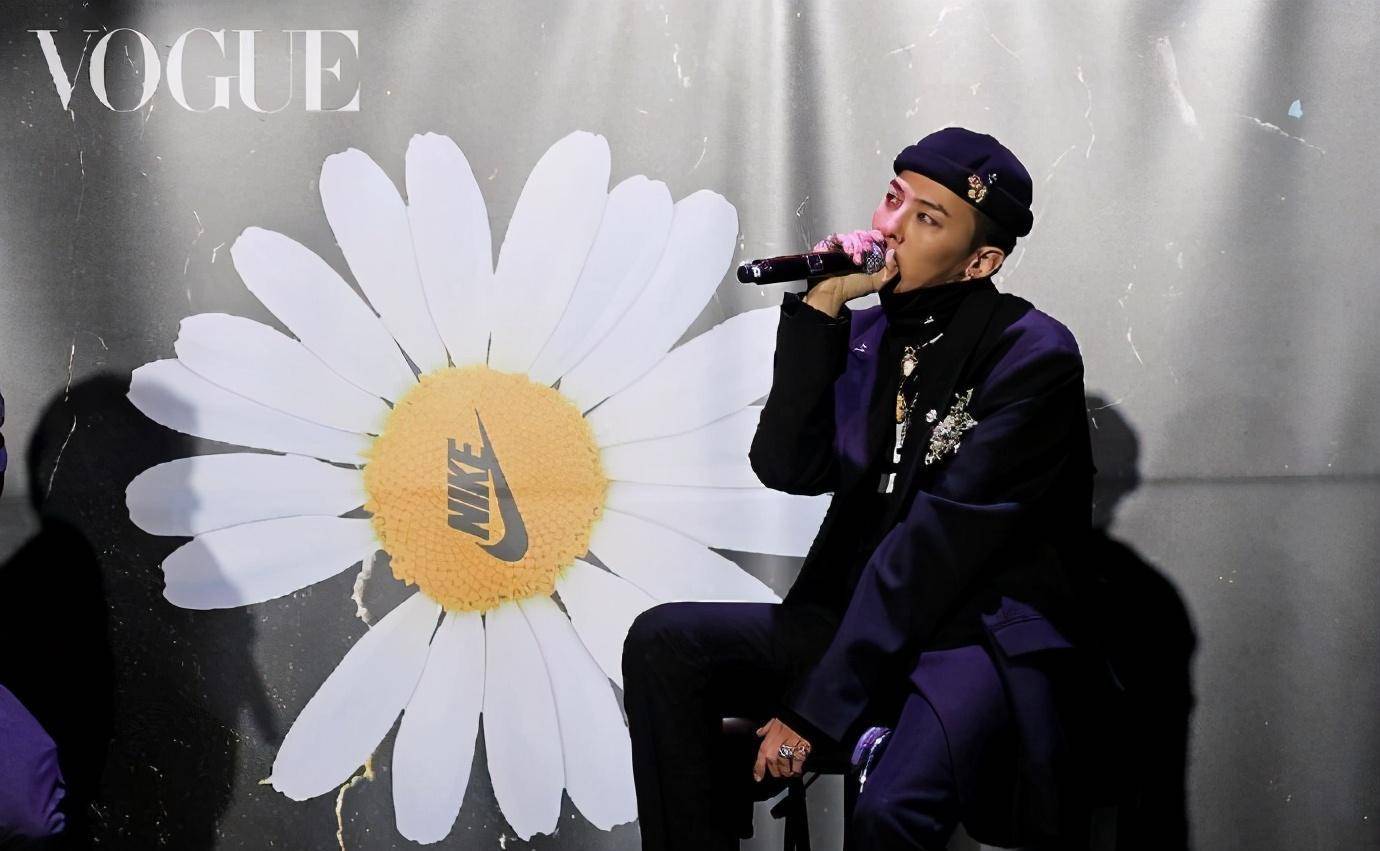 公司的新公司大楼,ygx,the black label工作室,曾引发了粉丝的热议