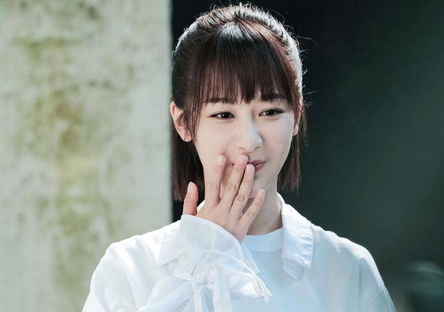 佟言夫妇回归剧照,婚后佟年显成熟,韩商言发型改变没了内味儿!